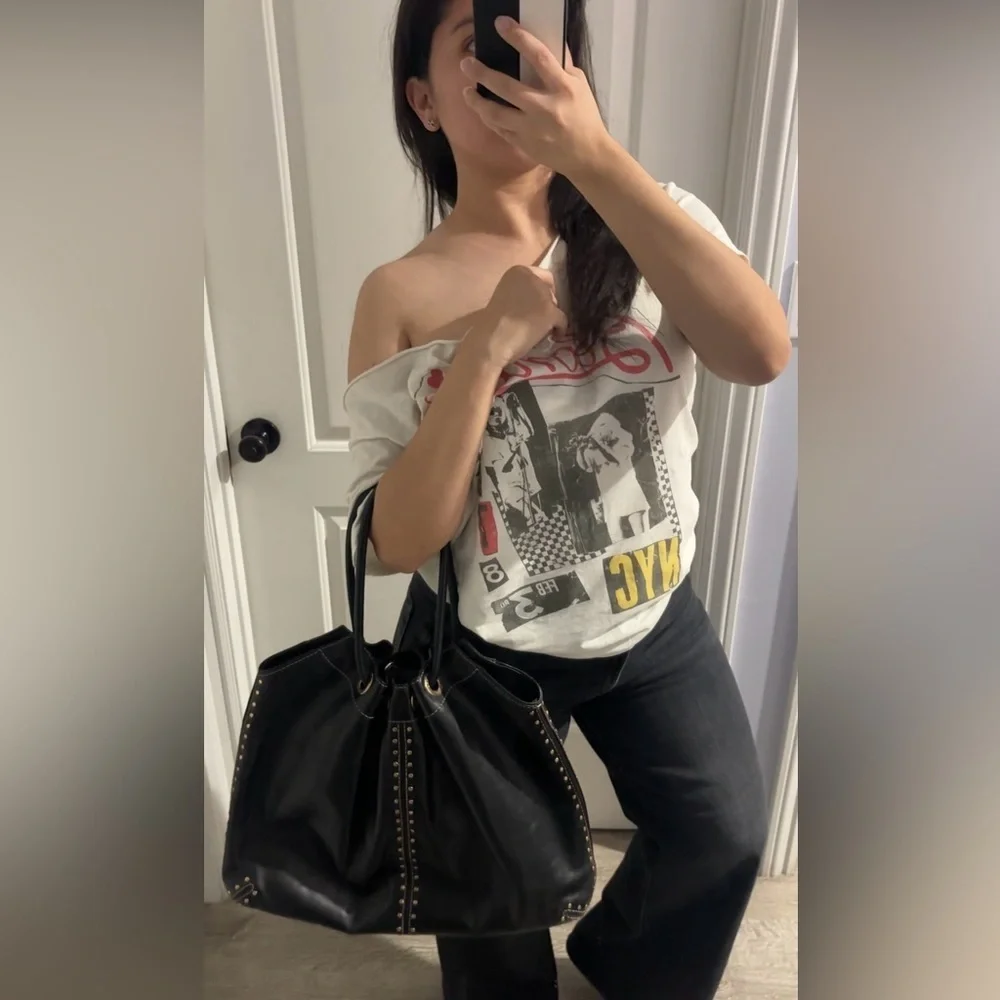 🍎🍎SOLD🍎🍎Black Leather Studded Tote Bag, Michael Kors - Picture 2 of 11